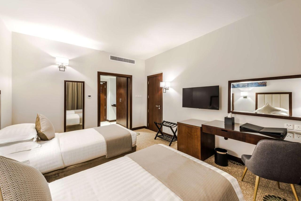 Best Western Plus Al Qurayyat City Center ภายนอก รูปภาพ