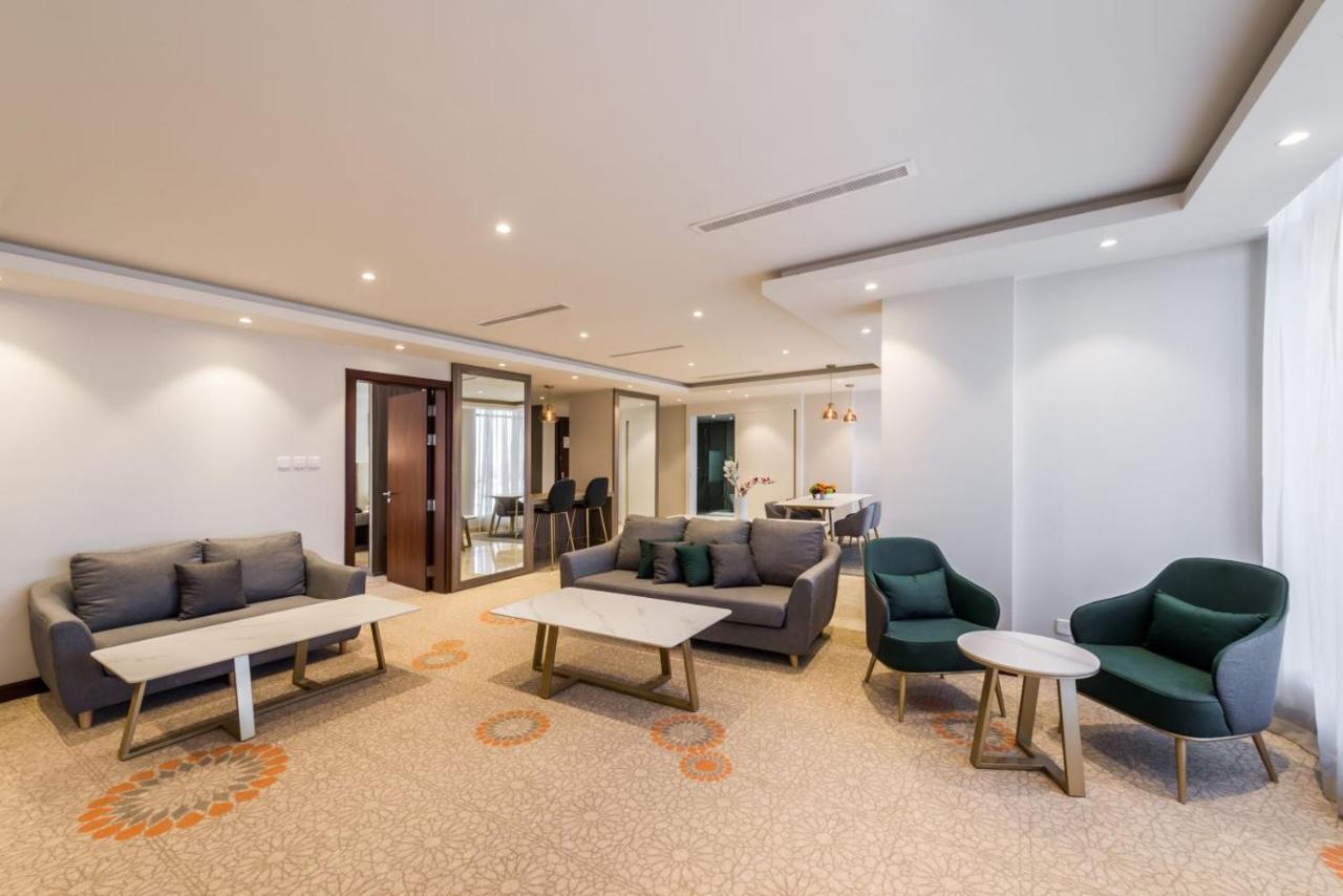 Best Western Plus Al Qurayyat City Center ภายนอก รูปภาพ