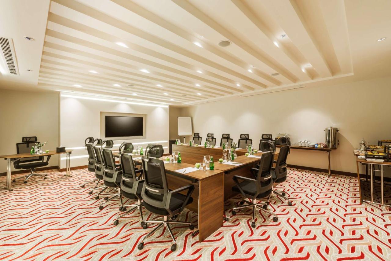 Best Western Plus Al Qurayyat City Center ภายนอก รูปภาพ