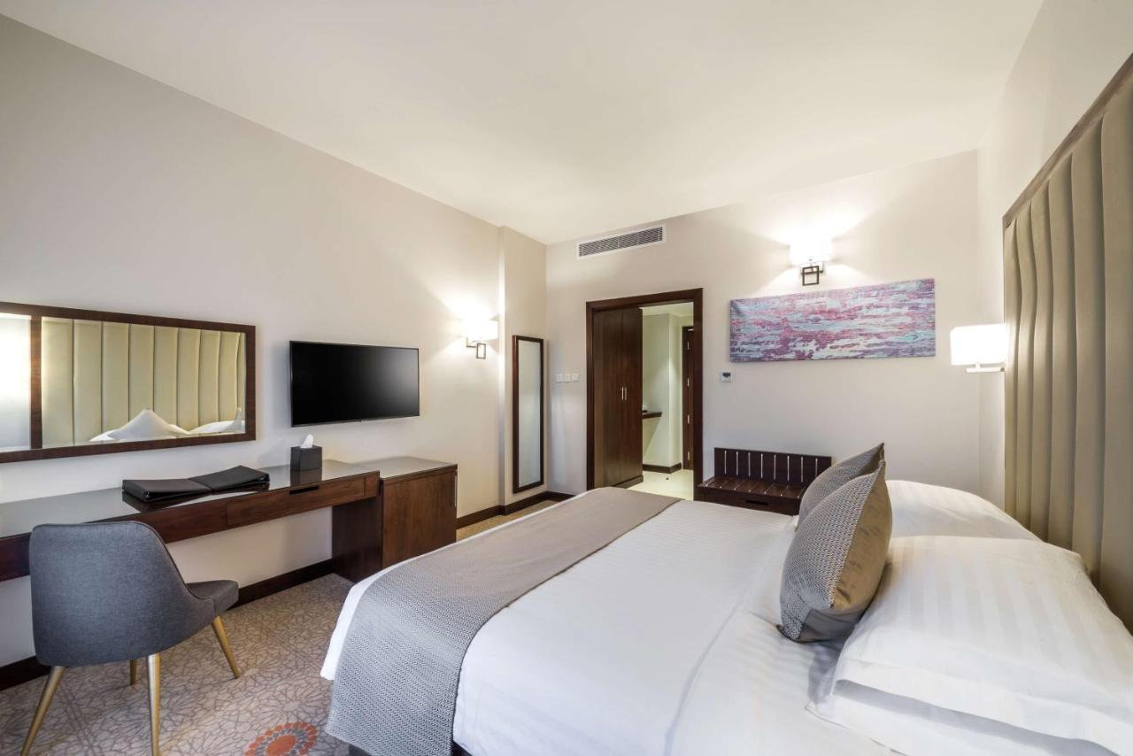 Best Western Plus Al Qurayyat City Center ภายนอก รูปภาพ